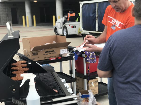 Love Field team lends helping hand to federal employees