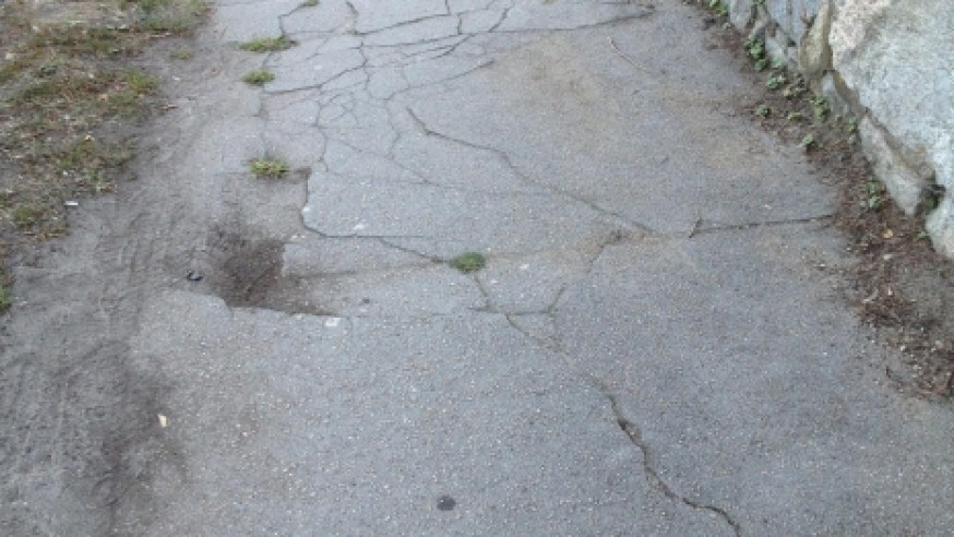 Council approves $672,780 in sidewalk funding