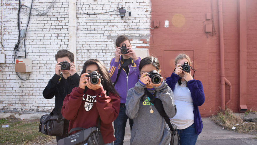 Students invited to apply for Spring photojournalism program